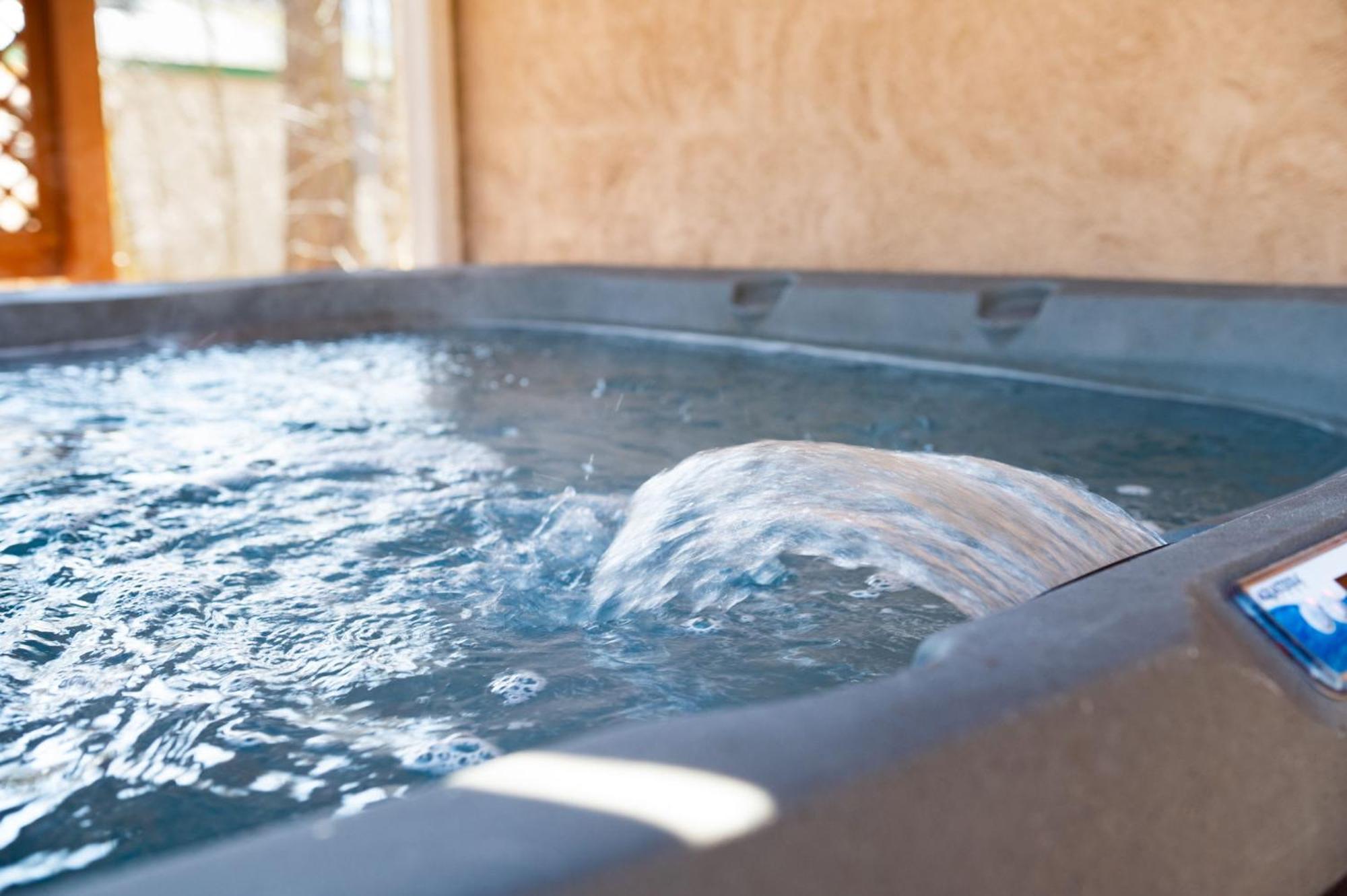 Hot Tub Fire-place Game Arrowhead *