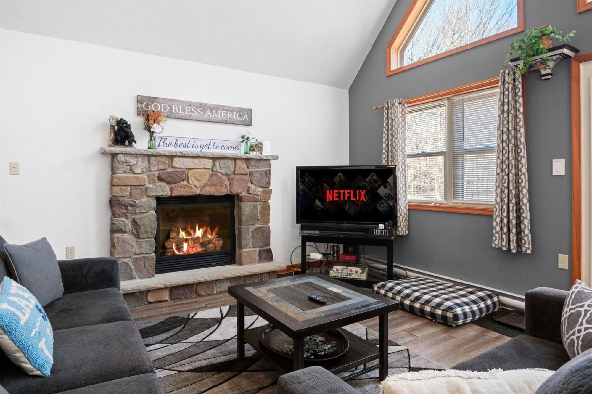 Hot Tub Fire-place Game Arrowhead Thornhurst
